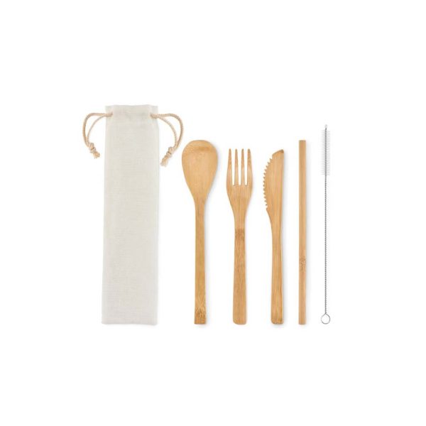 bamboo-cutlery-set-and-straw-6121_3