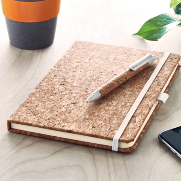 set-notebook-pen-cork-6202_ambiente