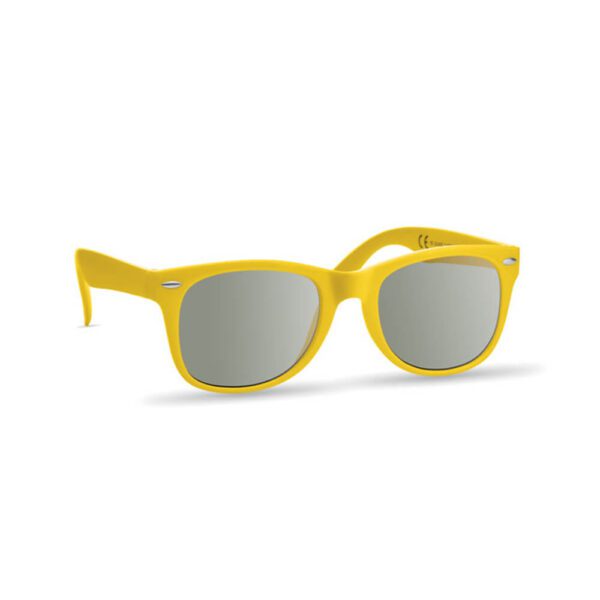 classic-sunglasses-7455_yellow